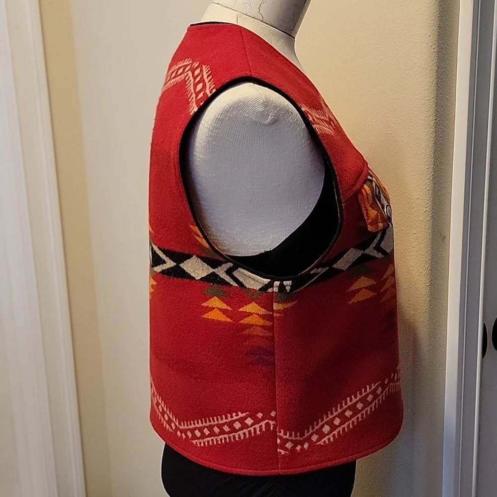 Pendleton  Western Wool Vest Vintage Aztec Native Southwestern Yellowstone - Picture 3 of 7